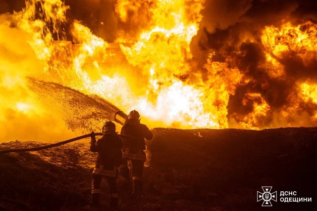 Cháy lớn! Nga đánh trúng trụ sở đầu não Zaporizhzhia, Kiev phản ứng khẩn - Công bố 2 lệnh nóng ông Putin vừa ban bố