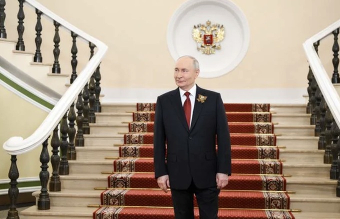 Tổng thống Nga Vladimir Putin ra đề nghị nóng về Iran