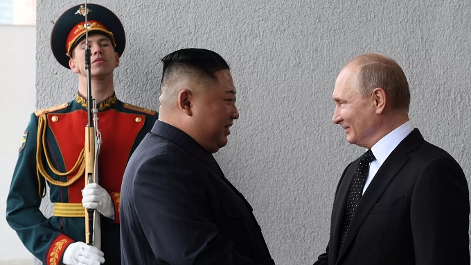 Kim Jong-un gửi điện mừng năm mới tới Tổng thống Putin