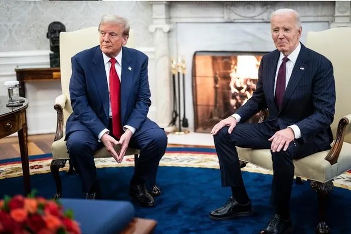 Tổng thống Trump chặn ông Biden tiếp cận thông tin mật