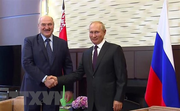 Phản ứng của Belarus và Nga sau khi EU ban bố lệnh trừng phạt Minsk