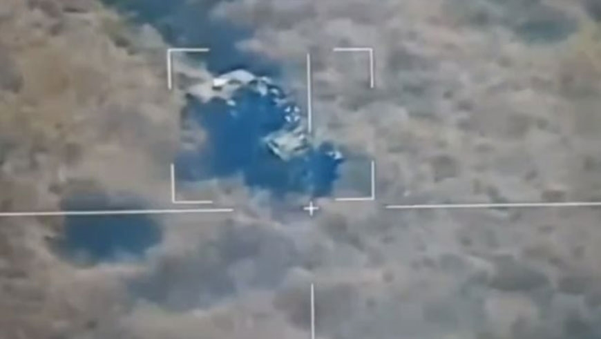 Xe chiến đấu bộ binh Stryker nổ tung khi trúng đòn tấn công của UAV Lancet