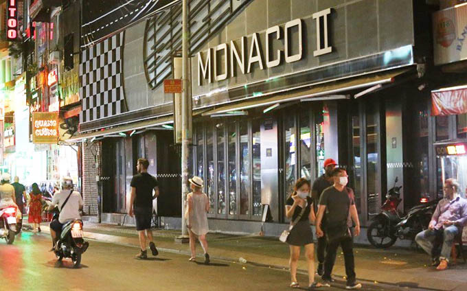 TP Hồ Chí Minh cho phép quán bar, vũ trường hoạt động trở lại từ 18 giờ ngày 7/9
