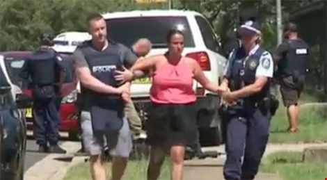 Bắt cóc con tin ở Úc, ba người bị bắn