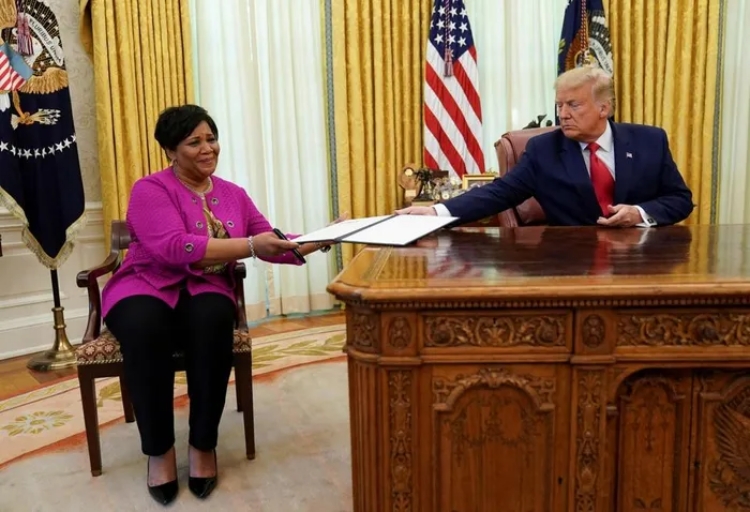 Ông Trump bổ nhiệm người từng ngồi tù 22 năm làm 'bà trùm ân xá'