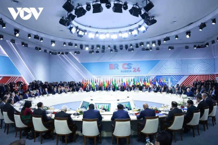 Thủ tướng dự Phiên toàn thể Hội nghị các Nhà lãnh đạo BRICS mở rộng năm 2024