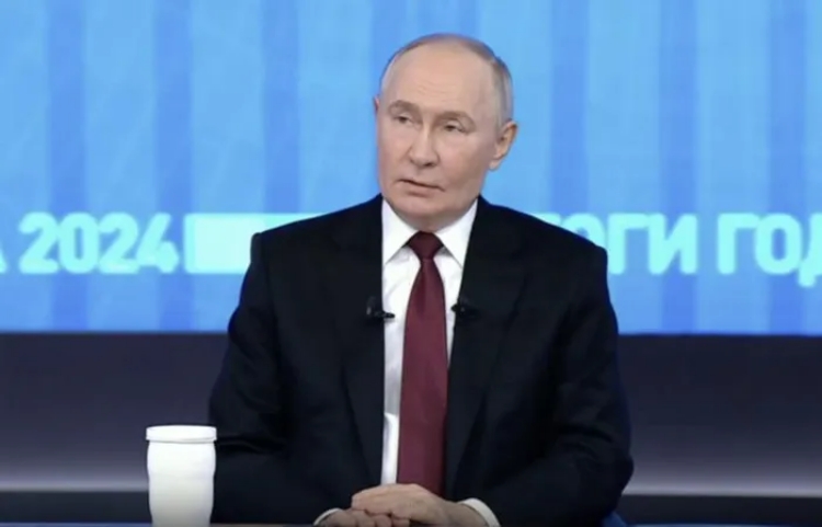 Họp báo cuối năm, Tổng thống Putin ra tuyên bố đáng gờm với cả Ukraine và phương Tây