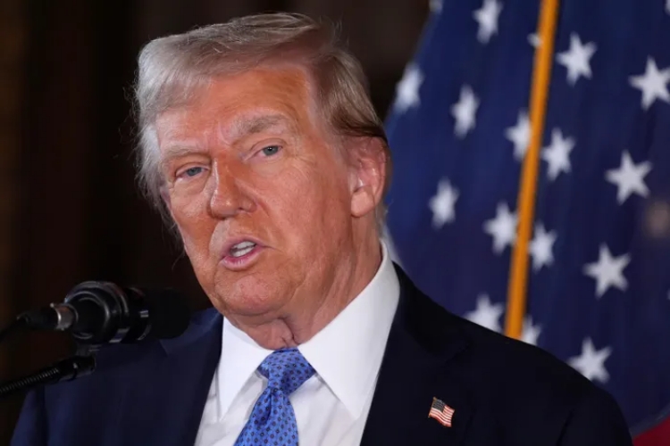 Ông Trump mang hỗn loạn trở lại Washington