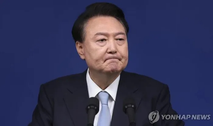 Hàn Quốc: Nhóm luật sư của ông Yoon Suk-yeol lấy ông Donald Trump làm 'lá chắn'