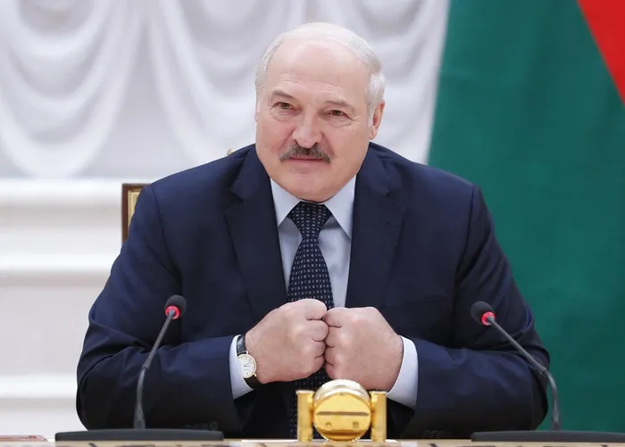Tổng thống Lukashenko nói Ukraine bắn tên lửa vào Belarus