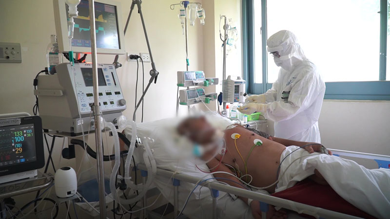 20 bệnh nhân mắc COVID-19 tiên lượng rất nặng và nguy kịch