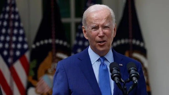 Ông Biden tuyên bố 'đại dịch kết thúc' nhưng thực tế vẫn khốc liệt