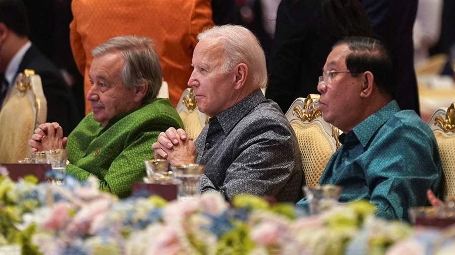 Ông Biden ''lỡ miệng'' nhầm lẫn giữa Campuchia với Colombia