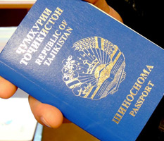 Công dân Tajikistan phải sử dụng hộ chiếu nước ngoài khi nhập cảnh vào Nga
