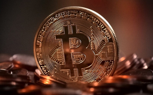 Gần chạm mốc 42.000 USD, Bitcoin giúp thị trường tiền số thăng hoa nhất kể từ 2017