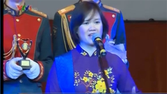 Một phụ nữ Việt Nam nhận giải thưởng Bồ câu Bạc của Nga