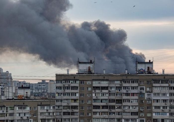 Tên lửa Nga đánh trúng hạ tầng trọng yếu ở miền Trung Ukraine