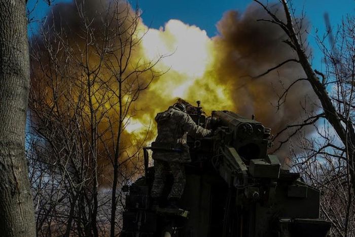 Tình hình Ukraine: NATO cảnh báo ngày Bakhmut ''thất thủ''; tốc độ ''đốt đạn'' khủng khiếp, Kiev hối thúc EU ra tay