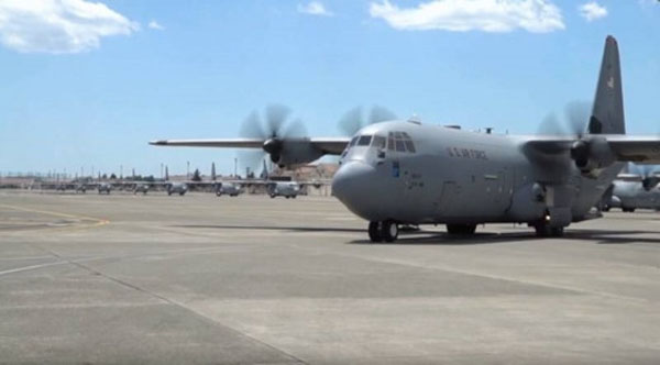 Hơn 100 máy bay C-130 của Mỹ không thể cất cánh do những vết nứt bất thường