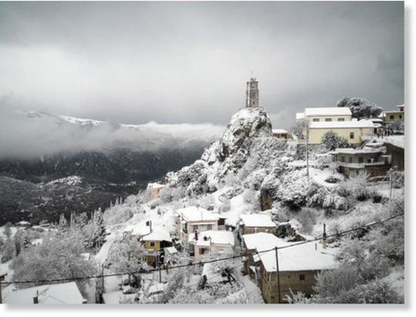 Nhiều người thương vong, mất tích do tuyết rơi dày đặc tại châu Âu