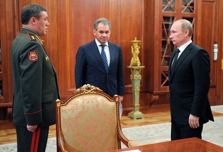 Tổng thống Putin cải tổ sâu rộng ban lãnh đạo quân đội Nga