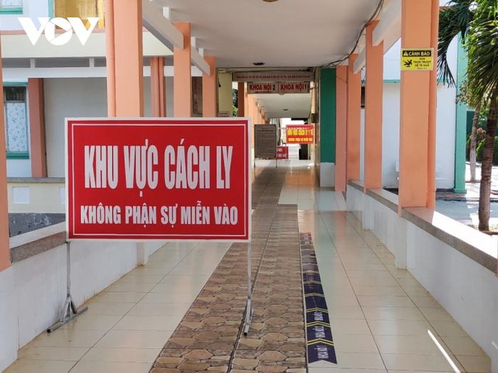 Việt Nam vượt mốc 1 triệu ca COVID-19, số F0 cộng đồng không ngừng tăng