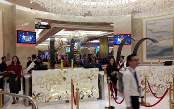 Clip: Cận cảnh casino hợp pháp đầu tiên mở cửa cho người Việt vào chơi