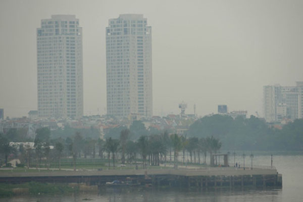 Báo động chất lượng không khí ở TP HCM ô nhiễm ngột ngạt