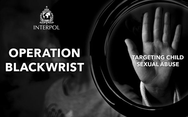 Interpol giải cứu 50 trẻ em khi triệt phá đường dây ấu dâm qua mạng