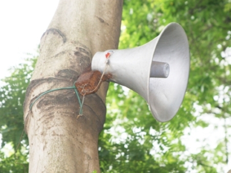 Chính quyền quyết “ép” người dân uống bia Sài Gòn