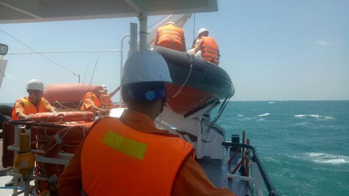 Đang tìm kiếm 7 ngư dân gặp nạn trên vùng biển Côn Đảo