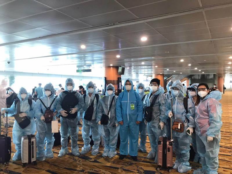 Hai chuyến bay đưa hơn 390 công dân Việt Nam từ Myanmar về nước, hạ cánh tại Đà Nẵng