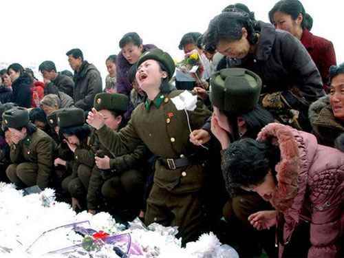 Một thứ trưởng bị tử hình vì uống rượu trong quốc tang Kim Jong-il