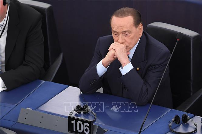 Cựu Thủ tướng Italy Silvio Berlusconi có kết quả dương tính với virus SARS-CoV-2