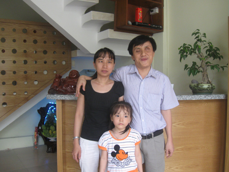 Chàng trai mù không bằng cấp kiếm hàng trăm triệu mỗi tháng