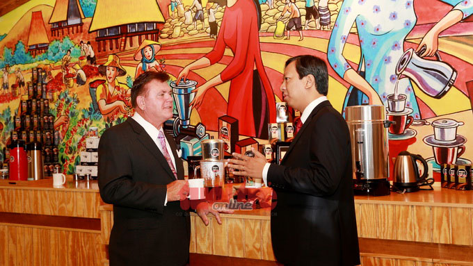 Khai trương thị trấn cà phê Việt trên đất Mỹ