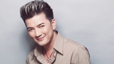 Đàm Vĩnh Hưng: Chông chênh trên đỉnh...