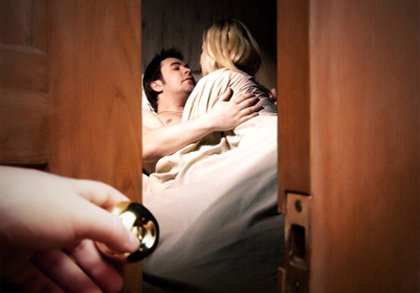 Ôsin thèm của chua, chồng sợ tái mặt