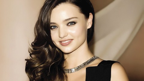 Miranda Kerr: Thiên thần gãy cánh?
