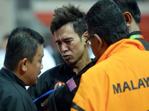 Truyền thông Malaysia phẫn nộ vì trò hề của nước chủ nhà