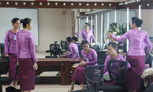 Vào ‘lò’ luyện phi công, tiếp viên lớn nhất Việt Nam
