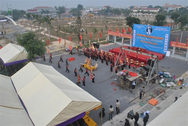 Cận cảnh bảo kiếm, súng lệnh dâng Tướng Giáp