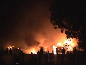 Hà Nội: Đã dập tắt đám cháy tại tổng kho ở Gia Lâm