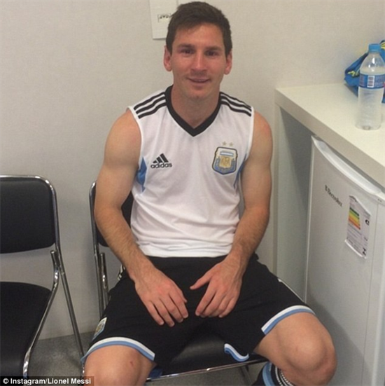 Messi bị kiểm tra doping sau trận bán kết