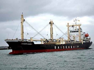 Cứu thuyền viên tàu chở gỗ VN bị chìm ở Sri Lanka