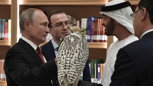 Ông Putin được chào đón hoành tráng chưa từng có tại UAE