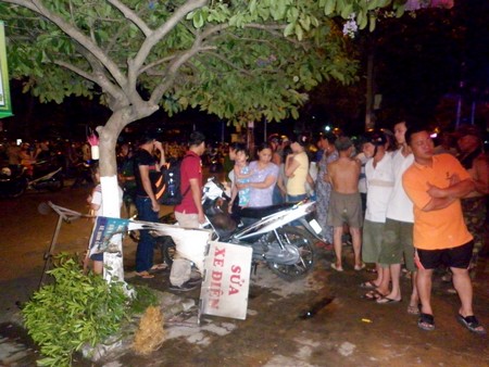 Đà Nẵng: Một cô gái bị thiêu sống trước phòng trà