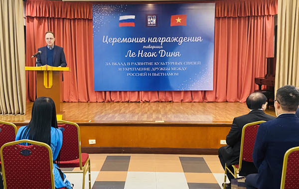 Trao tặng kỷ niệm chương ''Vì tình hữu nghị và sự hợp tác'' Việt Nam - Liên bang Nga