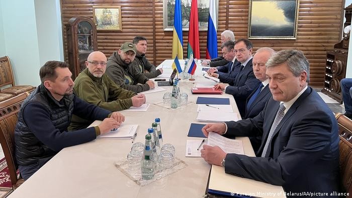 Hòa đàm Nga-Ukraine vòng 3: Đạt vài tiến triển nhỏ, sẽ có vòng tiếp theo