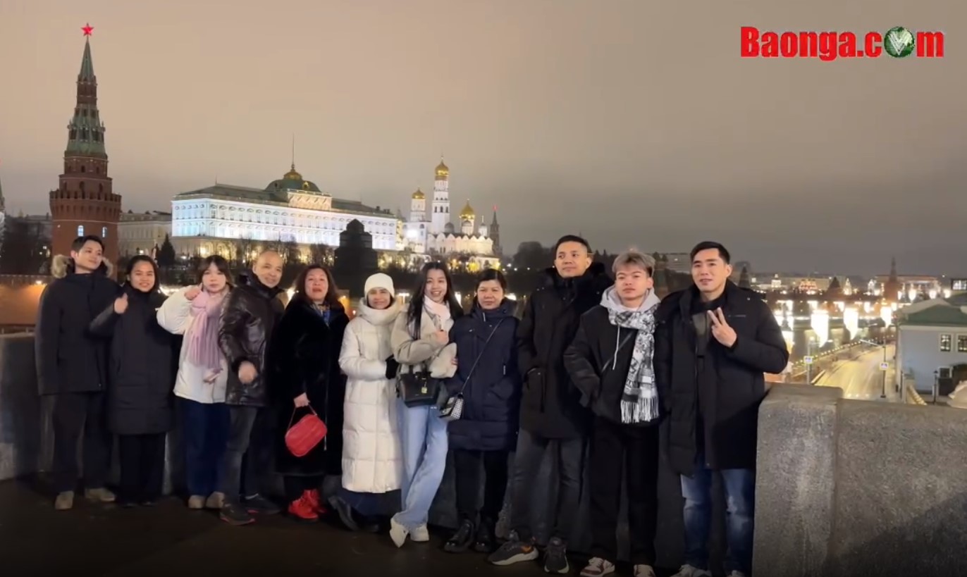 Một đêm trước năm mới ở Quảng trường Đỏ và niềm vui giản dị của người Việt lao động tại Nga